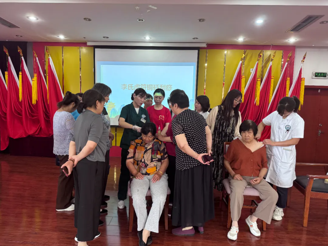 【时讯动态】老年健康大学第二课精彩开讲！